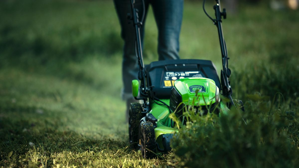 Benefits Of Buying A Cordless Lawn Mower
